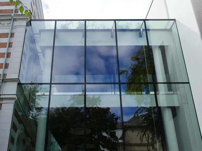 Transparan cephe uygulaması 16